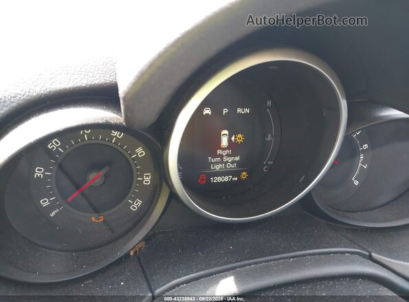 ZFBCFYCT9GP501828 2016 FIAT 500X Silver Widok tylnych siedzeń