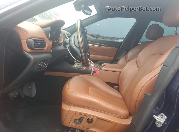 ZN661XUL2KX309756 2019 MASERATI LEVANTE Синий Вид салона спереди