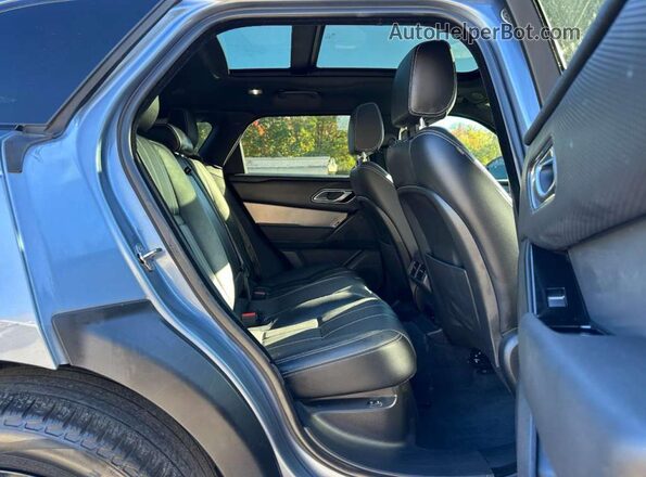 SALYT2EX8PA353935 2023 LAND ROVER RANGE ROVER Синий Вид панели приборов