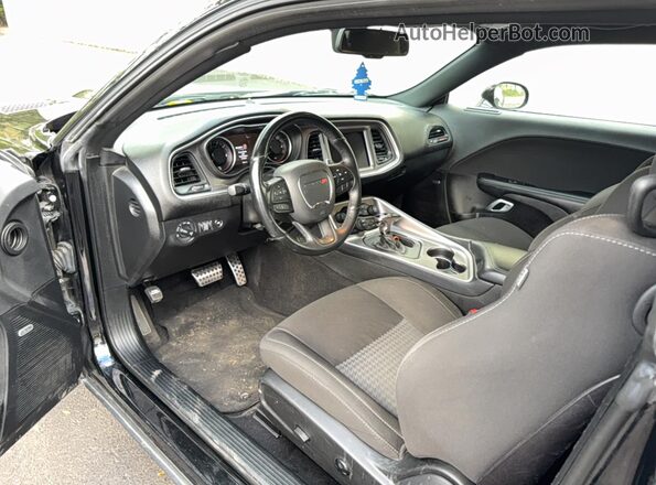 2C3CDZFJ4MH601679 2021 DODGE CHALLENGER Black Vista de los asientos traseros