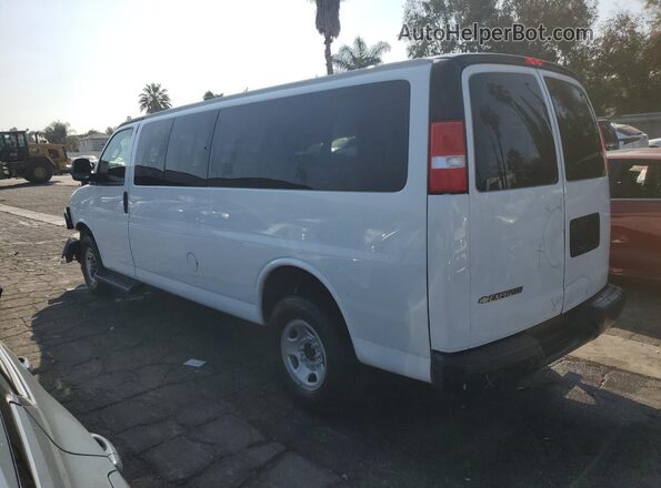 1GAZGNFP3P1234182 2023 CHEVROLET EXPRESS Белый Задняя правая четверть