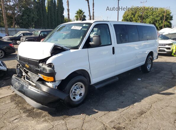 1GAZGNFP3P1234182 2023 CHEVROLET EXPRESS Белый Передняя левая четверть