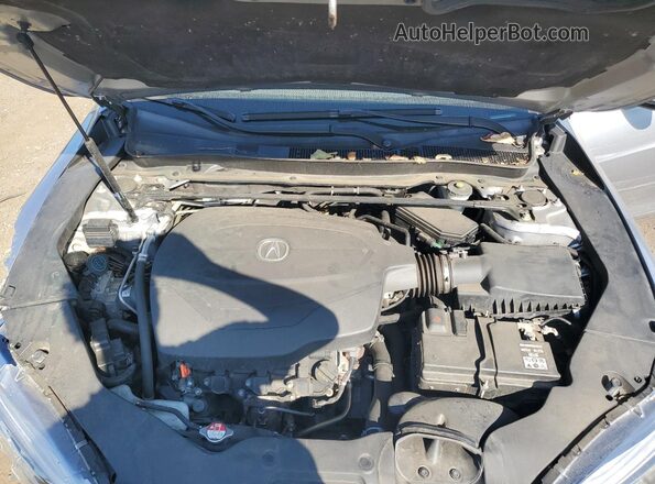 19UUB2F34JA004929 2018 ACURA TLX Серебряный Вид задней части салона