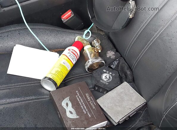 19XZE4F90NE013867 2022 HONDA INSIGHT Черный Вид спереди