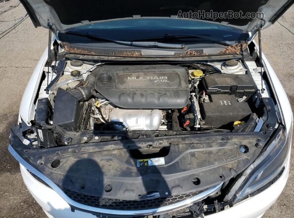 1C3CCCAB7HN509995 2017 CHRYSLER 200 Белый Вид задней части салона