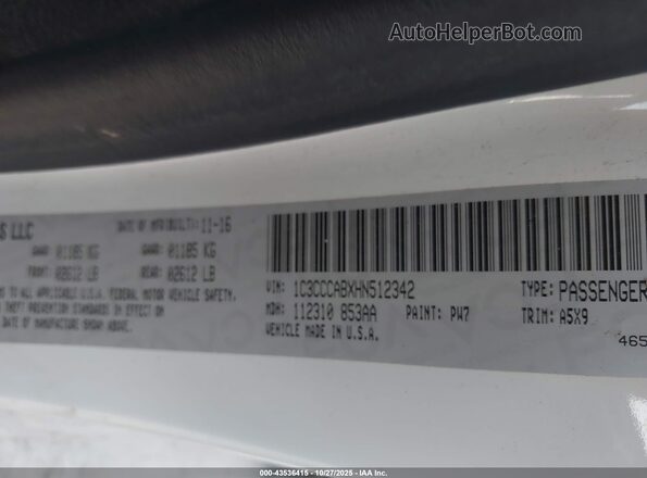 1C3CCCABXHN512342 2017 CHRYSLER 200 White Widok komory silnika