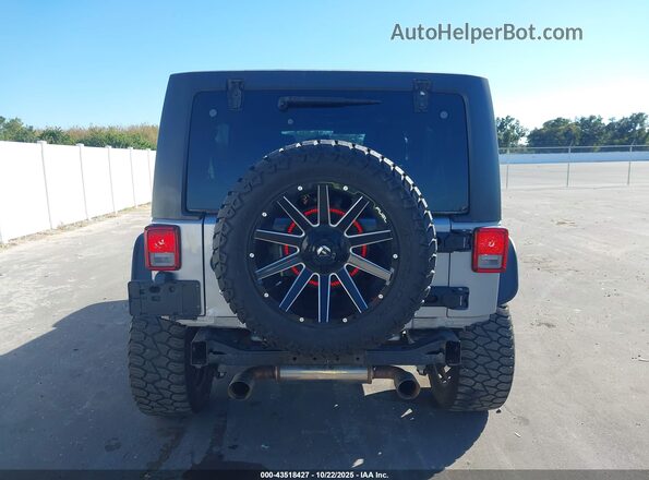 1C4BJWDG5GL199068 2016 JEEP WRANGLER UNLIMITED Silver 