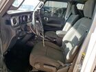 2020 Jeep Wrangler Unlimited Sahara Silver vin: 1C4HJXEN2LW213949
