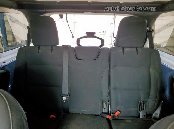 1C4HJXEN2LW213949 2020 JEEP WRANGLER Silver Vista de los asientos traseros