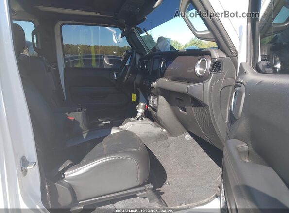 1C4HJXEN6MW554580 2021 JEEP WRANGLER UNLIMITED Белый Вид салона спереди