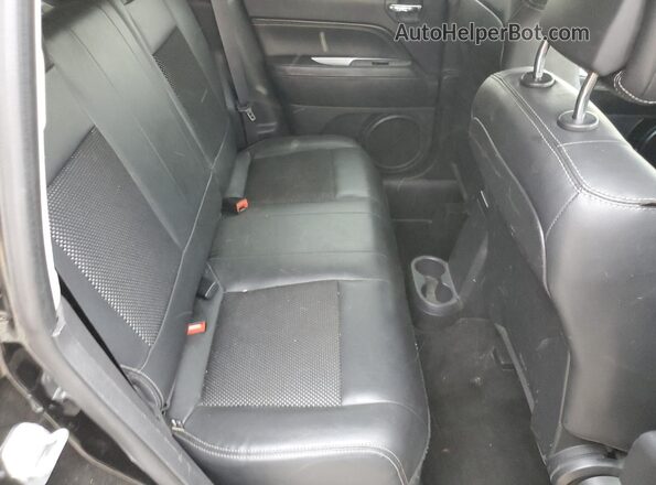 1C4NJCEB6GD664627 2016 JEEP COMPASS Black Vista interior trasera