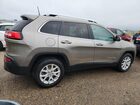 2018 Jeep Cherokee Latitude Коричневый vin: 1C4PJMCB5JD589413