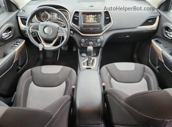 1C4PJMCB5JD589413 2018 JEEP CHEROKEE Коричневый Вид панели приборов