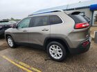 2018 Jeep Cherokee Latitude Коричневый vin: 1C4PJMCB5JD589413