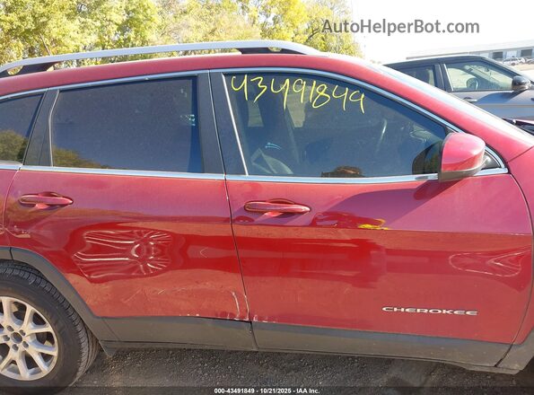 1C4PJMCS4HW587957 2017 JEEP CHEROKEE Красный Вид задней части салона