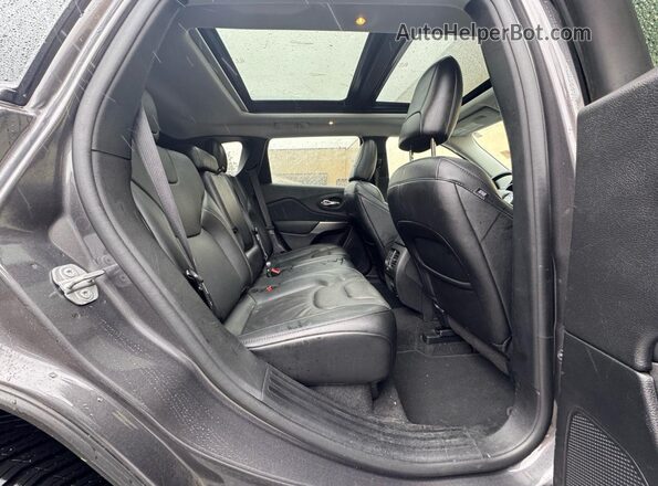 1C4PJMDX3MD217213 2021 JEEP CHEROKEE Угольный Вид салона спереди