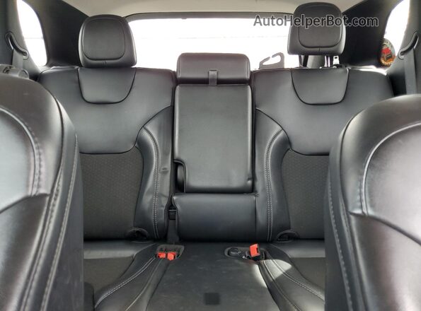 1C4PJMLB8MD183260 2021 JEEP CHEROKEE White Rear seats view