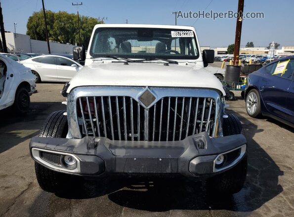 1C4PJXEN3SW500663 2025 JEEP WRANGLER Белый Вид спереди