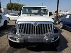2025 Jeep Wrangler Sahara Белый vin: 1C4PJXEN3SW500663 Damage: Front Bumper Reinforcement, Broken, Replacement Required