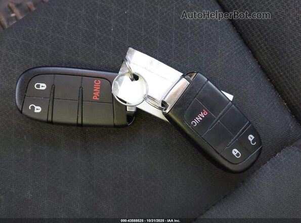 1C4RJFAG3JC503217 2018 JEEP GRAND CHEROKEE Черный Вид панели приборов