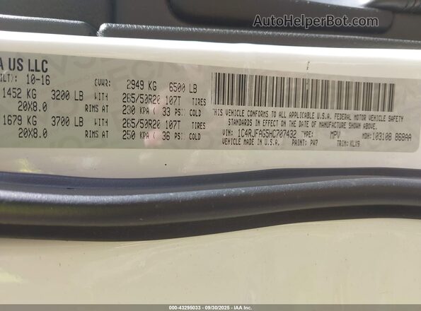 1C4RJFAG5HC707432 2017 JEEP GRAND CHEROKEE Белый Вид подкапотного пространства