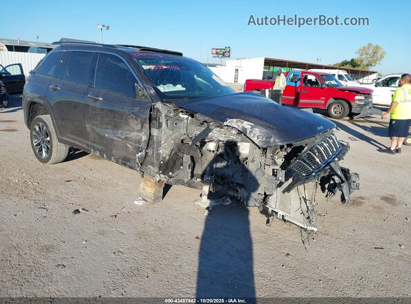 1C4RJHDG1PC545756 2023 JEEP GRAND CHEROKEE Серый Передняя правая четверть