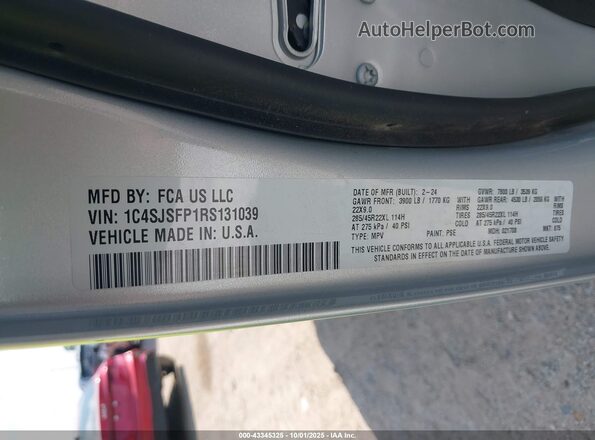 1C4SJSFP1RS131039 2024 JEEP GRAND WAGONEER L Silver Vista del compartimento del motor