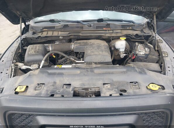 1C6RR6GGXMS526933 2021 RAM 1500 CLASSIC Gray Widok z tyłu