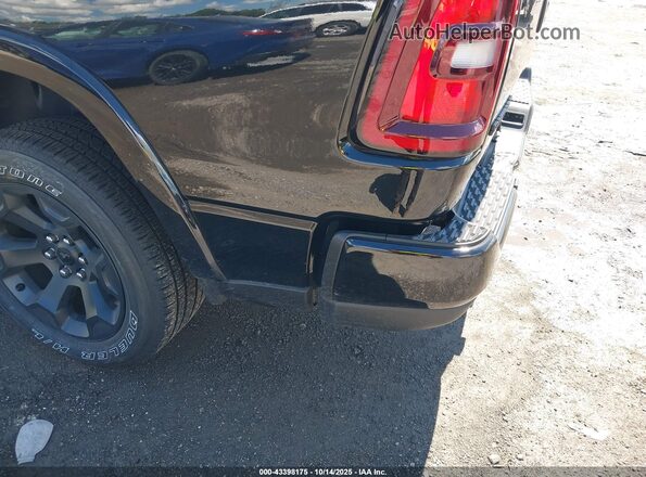 1C6RREFP5TN166186 2026 RAM 1500 Black 