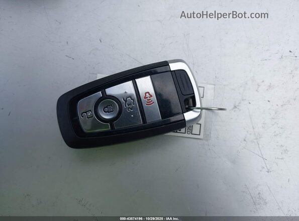 1FA6P8CF2S5412923 2025 FORD MUSTANG Gray Widok deski rozdzielczej