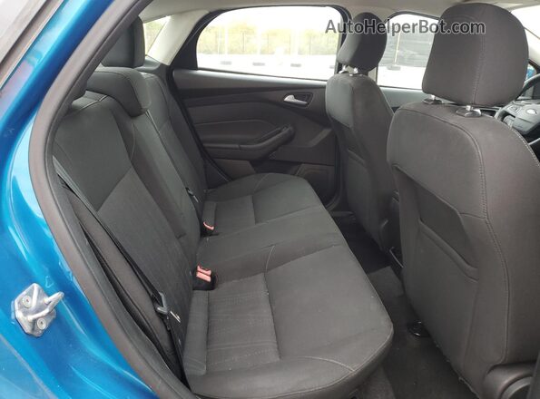 1FADP3F22GL211755 2016 FORD FOCUS Синий Вид задних сидений