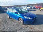 2018 Ford Focus Se Blue vin: 1FADP3FEXJL274944