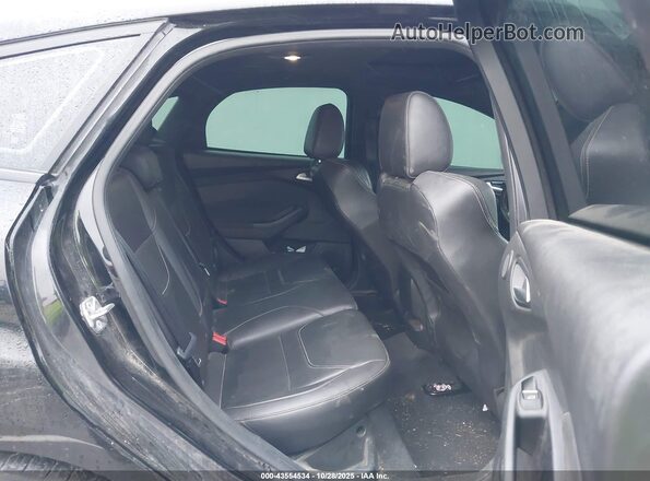 1FADP3L94HL203918 2017 FORD FOCUS ST Black Widok naklejki z numerem VIN