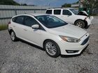 2016 Ford Focus Titanium White vin: 1FADP3N2XGL312205