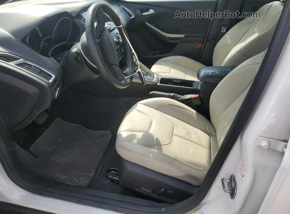 1FADP3N2XGL312205 2016 FORD FOCUS White Vista interior delantera
