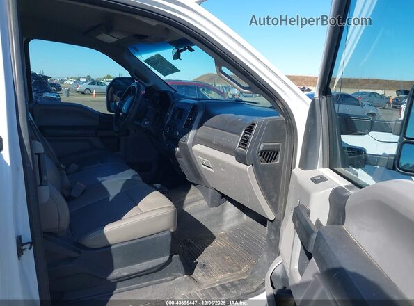1FD7X2A64KED48278 2019 FORD F-250 White Widok wnętrza z przodu