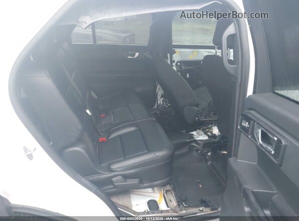 1FM5K8AB5RGA67935 2024 FORD POLICE INTERCEPTOR Белый Вид наклейки с VIN-кодом