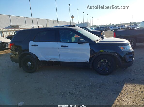 1FM5K8AR3HGD57991 2017 FORD POLICE INTERCEPTOR Черный Вид задней части салона