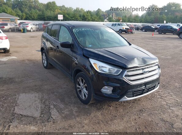 1FMCU0GD0HUF04655 2017 FORD ESCAPE Черный Передняя правая четверть