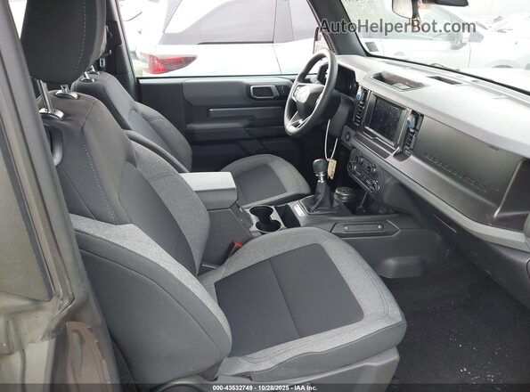 1FMDE5AH4NLB05081 2022 FORD BRONCO Серый Вид салона спереди