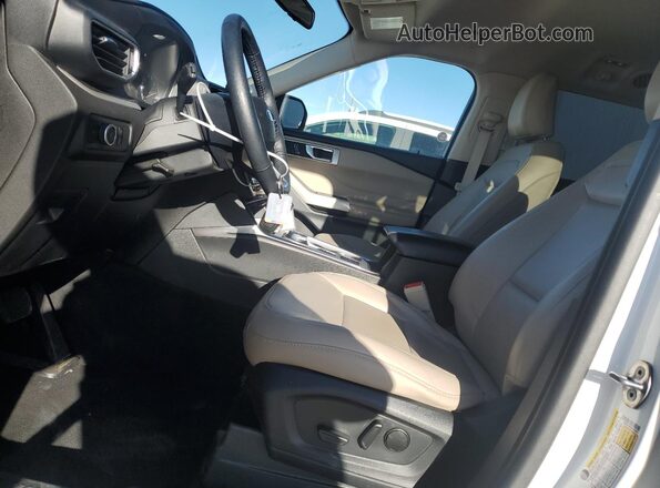 1FMSK7DH0RGA02861 2024 FORD FORD EXPLORER White Widok wnętrza z przodu