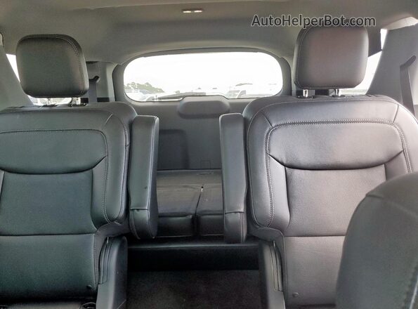 1FMSK7FH2PGC03476 2023 FORD FORD EXPLORER Silver Vista de los asientos traseros