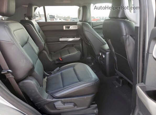 1FMSK7FH2PGC03476 2023 FORD FORD EXPLORER Silver Vista interior trasera
