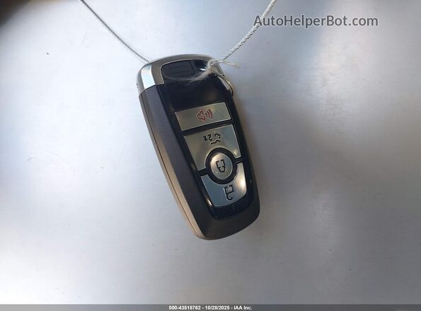 1FT6W3LU7SWG16450 2025 FORD F-150 LIGHTNING Серебряный Вид панели приборов