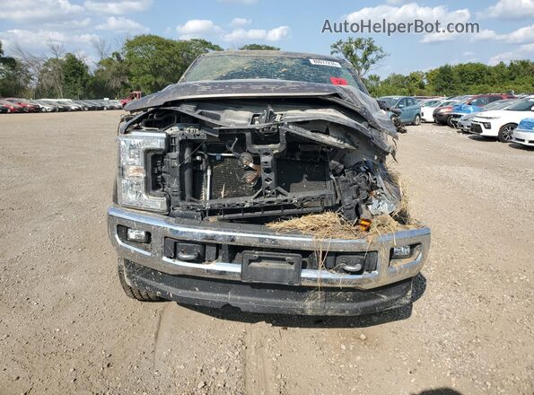 1FT7W2B62JEB09557 2018 FORD F250 Серый Вид спереди