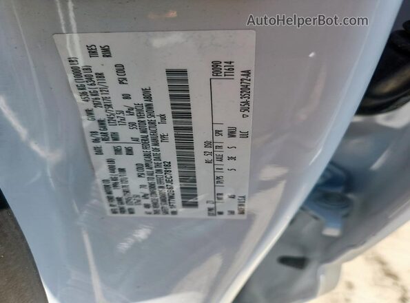 1FT7W2B67JEC78182 2018 FORD F250 Белый Вид подкапотного пространства