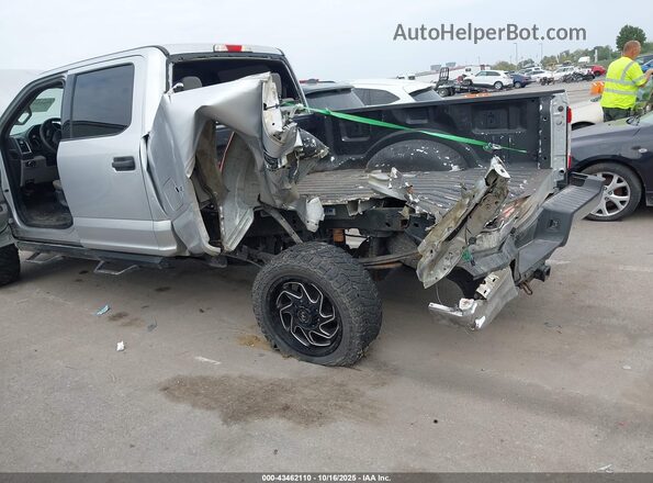 1FT7W2BT9JEC44508 2018 FORD F-250 Серебряный Вид спереди