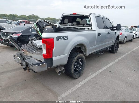 1FT7W2BT9JEC44508 2018 FORD F-250 Серебряный Задняя правая четверть