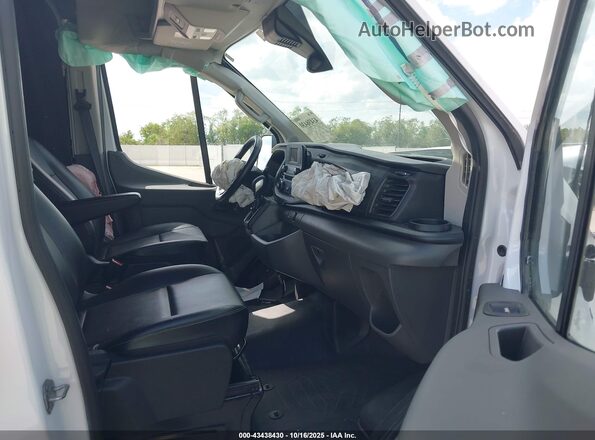 1FTBF7XG4RKA44703 2024 FORD TRANSIT-350 Белый Вид салона спереди