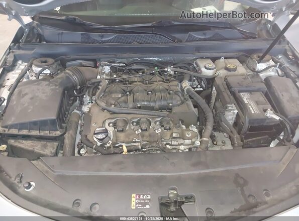 1G1105S35LU112629 2020 CHEVROLET IMPALA Серебряный Вид сзади